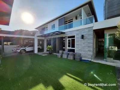 House for Sale in Bang Phli, Samut Prakan Bang Kaeo Bang Phli Samut Prakan - 1