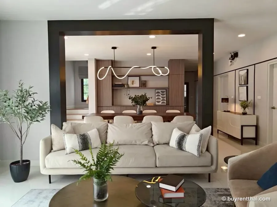 Two-story detached house for rent, fully furnished and ready to move in, at Centro Bangna Km 7 Phase 2. Bang Phli Samut Prakan 2