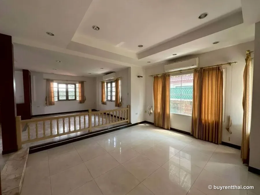 Beautiful house for sale in Ladawan Village. Bang Phli Samut Prakan 2