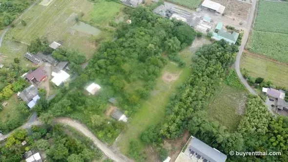 Urgent sale! Land with existing structures in Kamphaeng Saen. Prime location. Beautiful rectangular plot of land. Wang Nam Khiao Kamphaeng Saen Nakhon Pathom 2