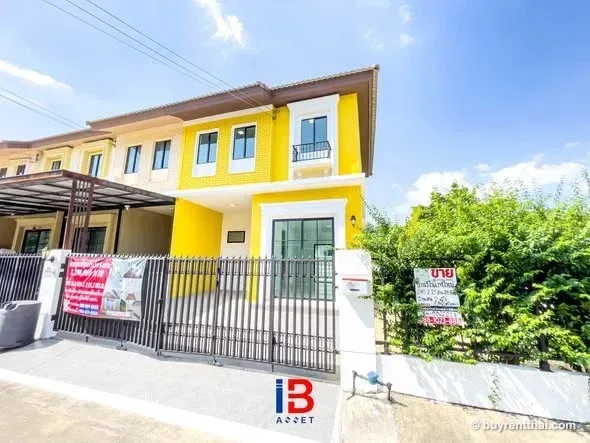 Townhome, corner unit, Oam Noi project, newly renovated. Pruksa Ville 99, Oam Noi location, a great place to live! Om Noi Krathum Baen Samut Sakhon 2